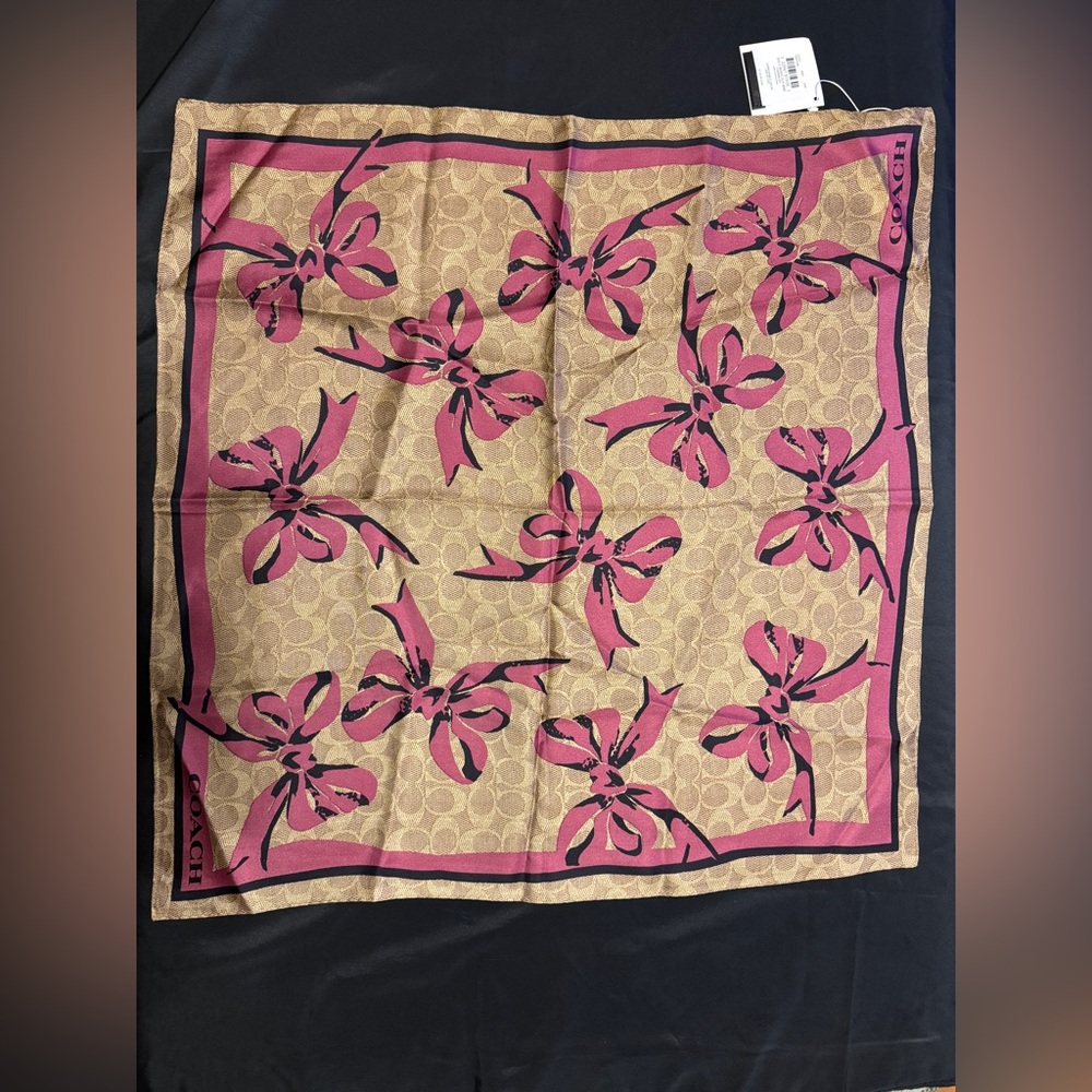 NWT Coach Signature Bow Print Silk Scarf